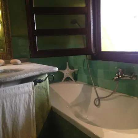 Il Nido Del Falco Daire Posada (Sardinia)